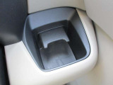 運転席で使用できるドリンクホルダーです。