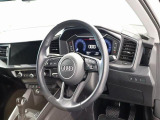 他の店舗でも商談している可能性があります。お車の詳細についてはアウディ奈良 中古車担当までお問い合わせください!