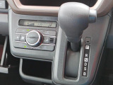 当社は法定費用と車両外諸費用を含んだ総額表示点です。ヤフ-の中古車サイトをご覧の方は(メ-ル見積もり・在庫を確認する)のボタンを押して総額表示の金額を確認して下さい。総額には(車検)整備代税金含みます