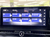 【メーカー純正12.3型ナビ】インテリアに溶け込むスタイリッシュな「専用設計」メーカーナビを装備♪視認性や操作性など基本性能にも優れ、より上質なカーライフをお楽しみいただけます。