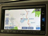 SDナビになります。フルセグテレビやラジオなど装備されておりますので便利ですよ!