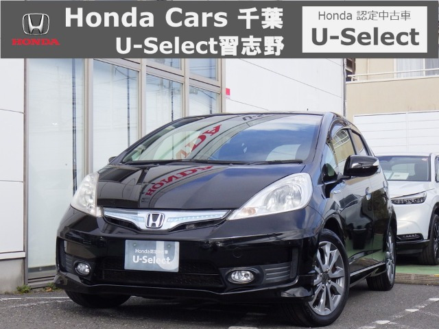 フィットハイブリッド1.5 RS