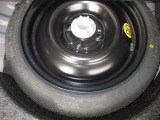 パンク時も安心スペアタイヤ装備しています♪万が一の時に備えておきましょう!