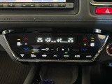 【シートヒーター】運転席、助手席にはシートヒーターが装備されております。冬場寒い時期や、夏場でも車内のエアコンが苦手な方には嬉しい装備です!