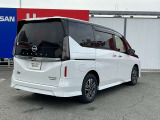 セレナ 1.4 e-4ORCE ハイウェイスターV 4WD 