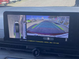 アラウンドビューモニターで車の周辺状況をナビ画面で確認できます☆