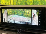 【アラウンドビューモニター】専用のカメラにより、上から見下ろしたような視点で360度クルマの周囲を確認することができます☆死角部分も確認しやすく、狭い場所での切り返しや駐車もスムーズに行えます。