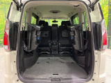 普段のお買い物や通勤、送迎等に十分な荷室スペースを確保しております。セカンドシートを倒すと、大きな荷物の積載も可能です♪