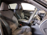 室内は大変綺麗に扱われており、タバコも吸われていない為、車両以外の臭いは感じられません。禁煙車両をご希望の方はこちらのお車をお奨め致します。