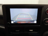 バックモニターを装備しています。車庫入れ時等に車両後方が確認出来るのでとても便利です。