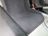 禁煙車ですので焦げや臭いなどはございません。気持良くお乗り頂けます。