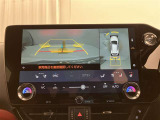安全機能のバックモニター&全周囲モニターも装備です。