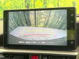 【バックカメラ】駐車時に後方がリアルタイム映像で確認できます。大型商業施設や立体駐車場での駐車時や、夜間のバック時に大活躍!運転スキルに関わらず、今や必須となった装備のひとつです!