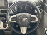 ステアリングも使用感が少なく、きれいな状態となっております♪