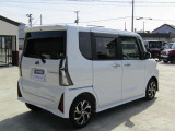 車内の空気の入れ替えに役立つ純正ドアバイザー☆雨天時に便利です☆