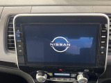 【大画面ナビ】人気の大型9インチナビを装備。存在感のある大画面はインパクト大!ナビ利用時のマップ表示は見やすく、テレビやDVDは臨場感がアップ!いつものドライブがグッと楽しくなります♪