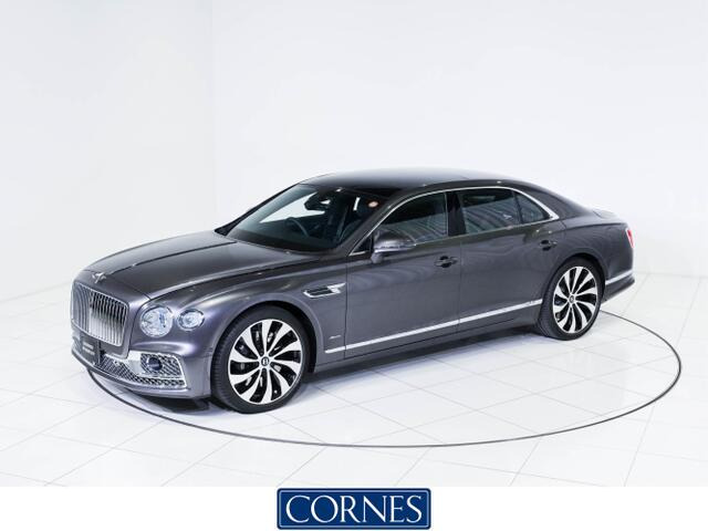 フライングスパーハイブリッド アズール 4WD