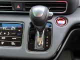 【シフトレバー】シフトの操作がしやすく快適なドライブを楽しんでいただけます!