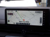 地デジチューナー内蔵の純正メモリーナビが装備されています。