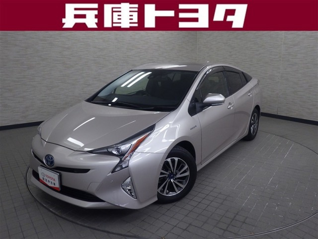 プリウス 1.8 S セーフティ プラス 