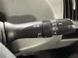【オートライト(AUTO)】外の明るさをシステムが感知して、自動でヘッドライトが点灯します!ヘッドライトをつけ忘れを防ぐ便利機能です。