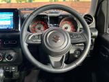 【純正革巻きステアリング】上質な革を使用することで、手にしっかり馴染みとても運転しやすいハンドルです♪