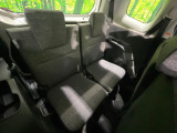 3列目シートはもちろん状態良好☆大人でもゆったりと座って頂けますので、大人数でのお出かけもラクラクです♪ご家族で、気の知れた仲間で、ドライブに行くのが楽しみですね♪