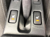 【シートヒーター】寒い日に重宝するシートヒーター!エアコンより早く温まってくれるので寒がりの人も安心ですね♪エアコンの温風は乾燥するから苦手、という方にもをおすすめです。