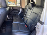 ・Jeep正規ディーラーならではの厳選された高品質な認定中古車!専門のサービステクニシャンによるご納車前整備71項目点検!