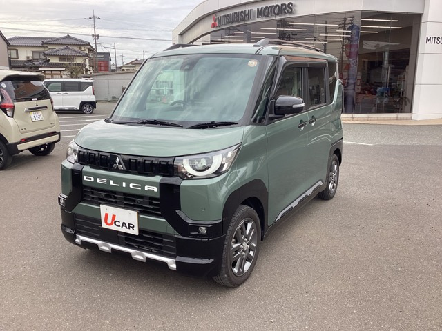 デリカミニ T プレミアム 4WD 