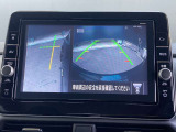 アラウンドビューモニターは前方や側面を映し出すことも可能ですので発進時の確認や幅寄せ離合時などにとても便利です。