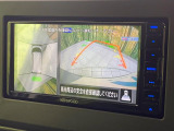 【マルチアラウンドモニター】専用のカメラにより、上から見下ろしたような視点で360度クルマの周囲を確認することができます☆死角部分も確認しやすく、狭い場所での切り返しや駐車もスムーズに行えます。
