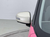 【ウインカー付ドアミラー】視認性が上がり、車・バイク事故防止にもつながります。