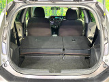 普段のお買い物や通勤、送迎等に十分な荷室スペースを確保しております。セカンドシートを倒すと、大きな荷物の積載も可能です♪
