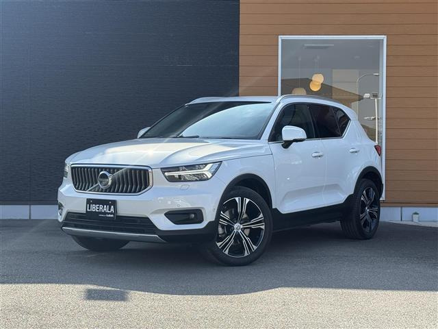 XC40 T4 AWD インスクリプション 4WD 4WD 本革シート