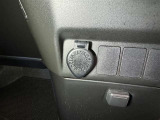 シガーソケット用の充電器が使用可能です!