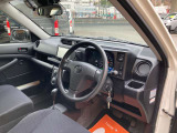 当店の車はルームクリーニング施工済み!納車前には手がけWAX、室内仕上げ清掃で納車をおこなっております!