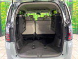 普段のお買い物や通勤、送迎等に十分な荷室スペースを確保しております。セカンドシートを倒すと、大きな荷物の積載も可能です♪