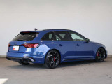 Audi RS 4 Avant competition/Audi ringsブラックスタイリング/専用デザイン20インチアルミ(Audi Sport)/マトリクスLEDヘッドライト