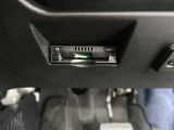 ETC車載器付きです。高速道路の料金所もスムーズに通過できます。