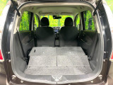普段のお買い物や通勤、送迎等に十分な荷室スペースを確保しております。セカンドシートを倒すと、大きな荷物の積載も可能です♪