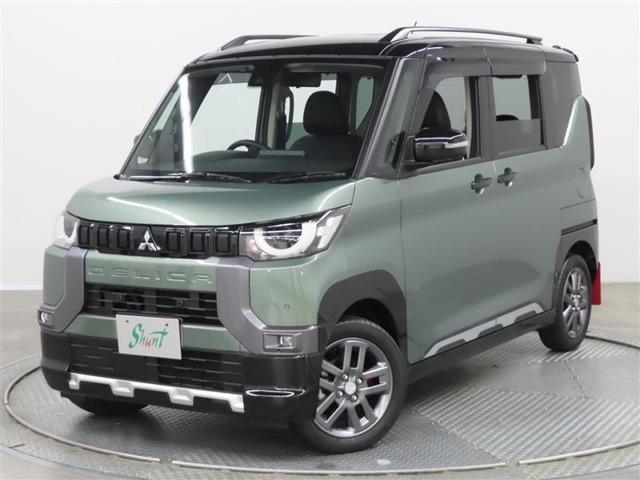 デリカミニ T プレミアム 4WD 