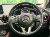 【純正革巻きステアリング】上質な革を使用することで、手にしっかり馴染みとても運転しやすいハンドルです♪