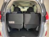 【ラゲッジスペース】ラゲッジスペースは広々です。