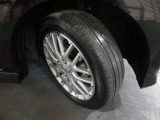 165/55R15インチ純正アルミホイール。