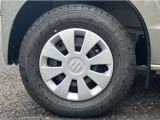 純正ホイールを装着しております。車両に関してのご質問は、スタッフまでお気軽にお問合せ下さい!TEL:0439-88-6662