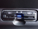 ■【ETC車載器】が装備されています。セットアップをしてお渡しとなり、ETCカードを差し込むだけで高速道路の利用が可能です。