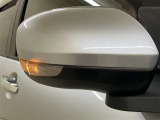 ウィンカー付きドアミラーは他のドライバーや歩行者にも分かり易く視認性も十分な装備です。