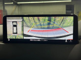 【360&deg;ビューモニター】専用のカメラにより、上から見下ろしたような視点で360度クルマの周囲を確認することができます☆縦列駐車や幅寄せ時に活躍してくれます♪