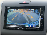 バックで駐車するのは苦手・・・。というそんなあなたでもご安心していただけるハズ!!安心のバックモニター付です☆